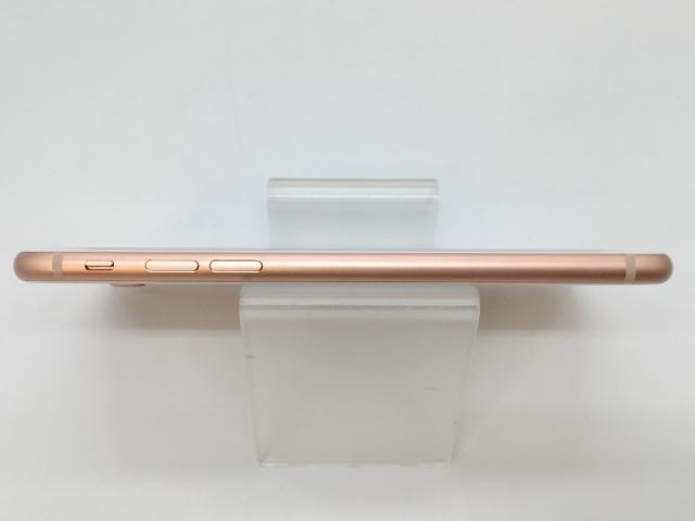 【中古】Apple docomo 【SIMロック解除済み】 iPhone 8 64GB ゴールド MQ7A2J/A【京都】保証期間１ヶ月【ランクC】_4