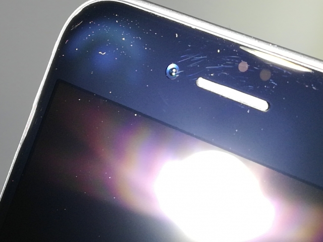 【中古】Apple docomo 【SIMロック解除済み】 iPhone SE（第2世代） 64GB ホワイト MX9T2J/A【京都】保証期間１ヶ月【ランクC】_2