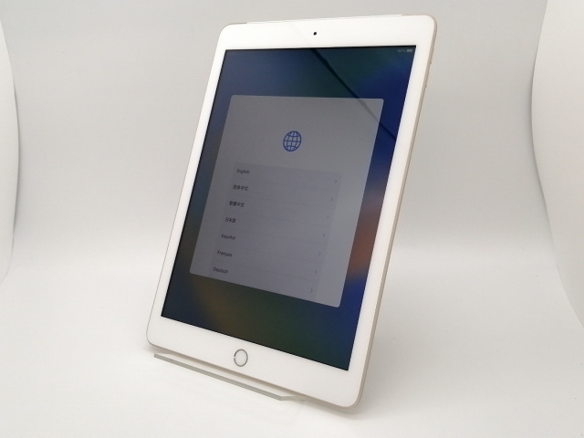 【中古】Apple SoftBank 【SIMロック解除済み】 iPad（第5世代/2017） 32GB ゴールド MPG42J/A【京都】保証期間１ヶ月【ランクB】_1