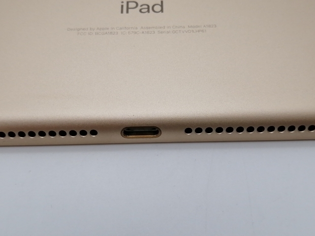 【中古】Apple SoftBank 【SIMロック解除済み】 iPad（第5世代/2017） 32GB ゴールド MPG42J/A【京都】保証期間１ヶ月【ランクB】_9