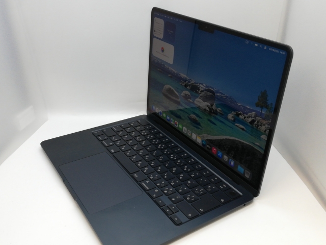 【中古】Apple MacBook Air 13インチ M2(CPU:8C/GPU:10C) 8GB/512GB ミッドナイト MLY43J/A (M2,2022)【京都】保証期間１ヶ月【ランクA】
