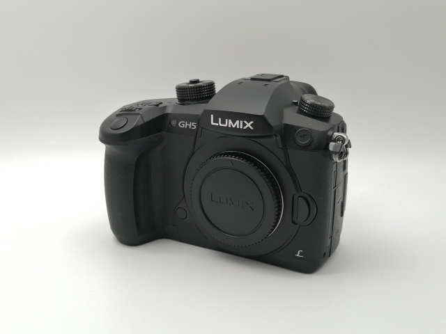 最終価格！LUMIX GH5 ミラーレス一眼 本体　付属品　おまけあり 最終価格！LUMIX GH5 ミラーレス一眼 本体 付属品 おまけあり 2025/09