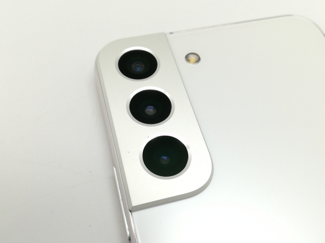【中古】SAMSUNG au 【SIMフリー】 Galaxy S22 ファントムホワイト 8GB 256GB SCG13【静岡】保証期間１ヶ月【ランクB】