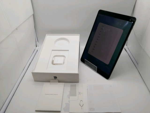 【中古】Apple 国内版 【SIMフリー】 iPad Air（第3世代/2019） 64GB スペースグレイ MV0D2J/A【OSU301】保証期間１ヶ月【ランクC】_7