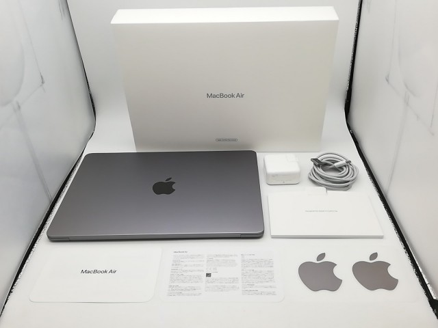 【中古】Apple MacBook Air 13インチ M2(CPU:8C/GPU:8C) 8GB/256GB スペースグレイ MLXW3J/A (M2・2022)【鹿児島中町】保証期間１ヶ月【