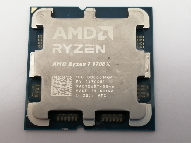 中古】AMD Ryzen 7 9700X (3.8GHz/TC:5.5GHz) BOX AM5/8C/16T/L3 32MB 