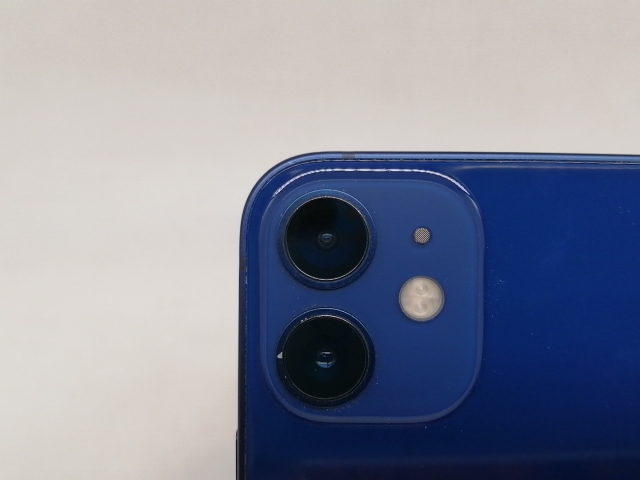 【中古】Apple docomo 【SIMロック解除済み】 iPhone 12 mini 256GB ブルー MGDV3J/A【日本橋3】保証期間１ヶ月【ランクB】_2