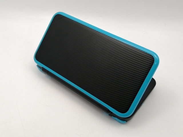 【中古】Nintendo Newニンテンドー2DS LL ブラック×ターコイズ JAN-S-BAAA【博多】保証期間１ヶ月【ランクB】_1