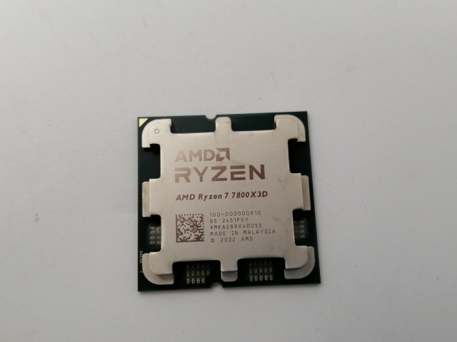 新品 AMD Ryzen 7 7800X3D AM5 CPU バルク品