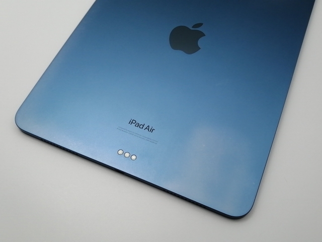 Apple iPad Air (第5世代) 64GB ブルー 美品 中古 iPad Air 10.9インチ 第5世代 Wi-Fi 64GB 2022年春モデル MM9E3J