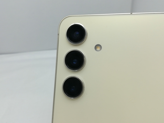 中古】SAMSUNG docomo 【SIMフリー】 Galaxy S24 アンバーイエロー 8GB
