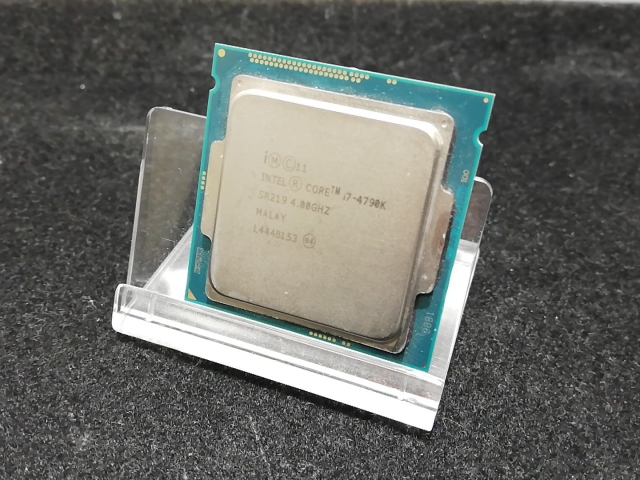 【中古】Intel Core i7-4790K(4.0GHz/TB:4.4GHz) Bulk LGA1150/4C/8T/L3 8M/HD4600/TDP88W【川崎】保証期間１週間 11,886円