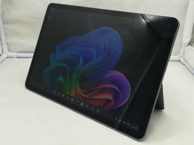 中古】Microsoft Surface Pro Copilot+PC 12 インチ EP2-27779