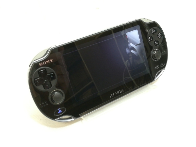 PlayStation®Vita クリスタル・ブラック 3G/Wi-Fiモデル… Amazon | PlayStation Vita 3G/Wi-Fiモデル クリスタル・ブラック 32GB