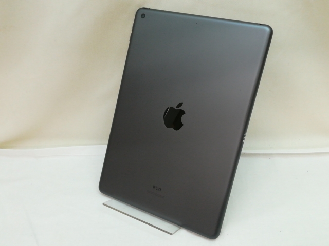 【中古】Apple 【Wi-Fi】 iPad（第7世代/2019） 32GB スペースグレイ MW742J/A【川崎】保証期間１ヶ月【ランクA】