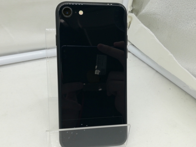 iPhone SE (第3世代) ミッドナイト 64 GB SIMフリー ベストセ