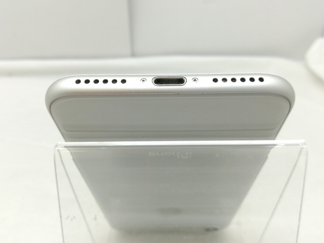 【中古】Apple SoftBank 【SIMロック解除済み】 iPhone 8 64GB シルバー MQ792J/A【川崎】保証期間１ヶ月【ランクB】_4