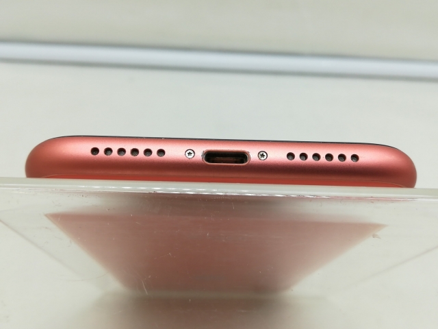 【中古】Apple docomo 【SIMロック解除済み】 iPhone XR 128GB コーラル MT0T2J/A【川崎】保証期間１ヶ月【ランクB】