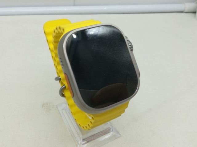 【中古】Apple Apple Watch Ultra 49mm Cellular チタニウムケース/イエローオーシャンバンド MNHG3J/A【大須アメ横】保証期間１ヶ月【ランクB】