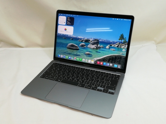 中古】Apple MacBook Air 13インチ M1(CPU:8C/GPU:7C) 8GB/256GB 