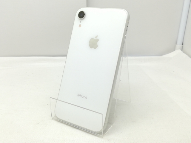 【中古】Apple docomo 【SIMロック解除済み】 iPhone XR 64GB ホワイト MT032J/A【川崎】保証期間１ヶ月【ランクC】