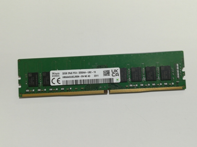 【中古】DDR4 32GB PC4-25600(DDR4-3200)【デスクトップPC用】 【川崎】保証期間１週間