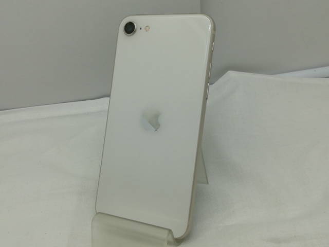 【中古】Apple au 【SIMフリー】 iPhone SE（第3世代） 64GB スターライト MMYD3J/A【川崎】保証期間１ヶ月【ランクA】
