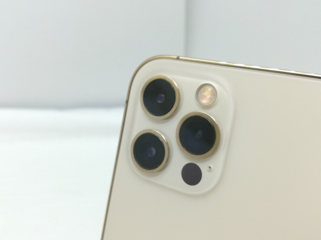 【中古】Apple 国内版 【SIMフリー】 iPhone 12 Pro 128GB ゴールド MGM73J/A【川崎】保証期間１ヶ月【ランクC】_6