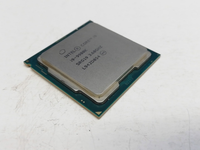 中古】Intel Core i9-9900K (3.6GHz/TB:5GHz/SRG19/R0) bulk LGA1151 
