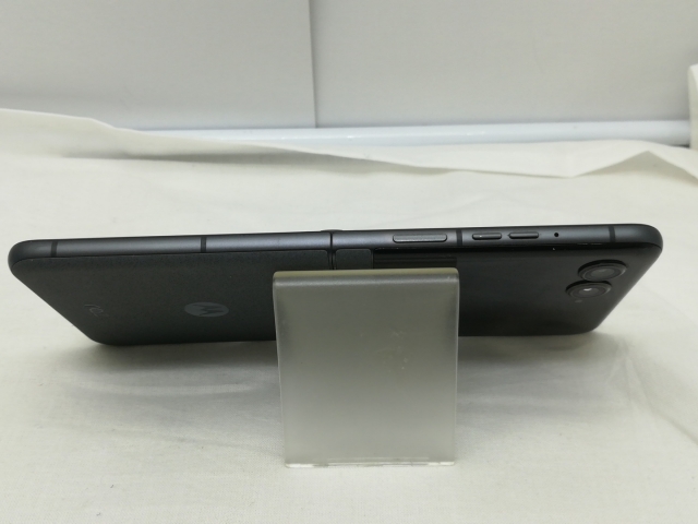 【中古】MOTOROLA 国内版 【SIMフリー】 motorola razr 50 コアラグレイ 12GB 512GB PB230000JP【川崎】保証期間１ヶ月【ランクA】_3