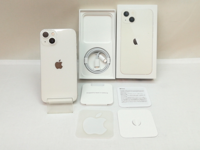 中古】Apple docomo 【SIMフリー】 iPhone 13 256GB スター