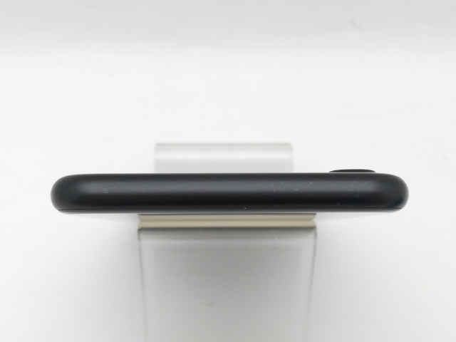 【中古】Apple au 【SIMロック解除済み】 iPhone SE（第2世代） 64GB ブラック MX9R2J/A【中野】保証期間１ヶ月【ランクC】_2