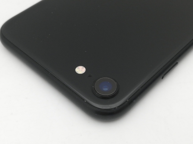 【中古】Apple au 【SIMロック解除済み】 iPhone SE（第2世代） 64GB ブラック MX9R2J/A【中野】保証期間１ヶ月【ランクC】_6