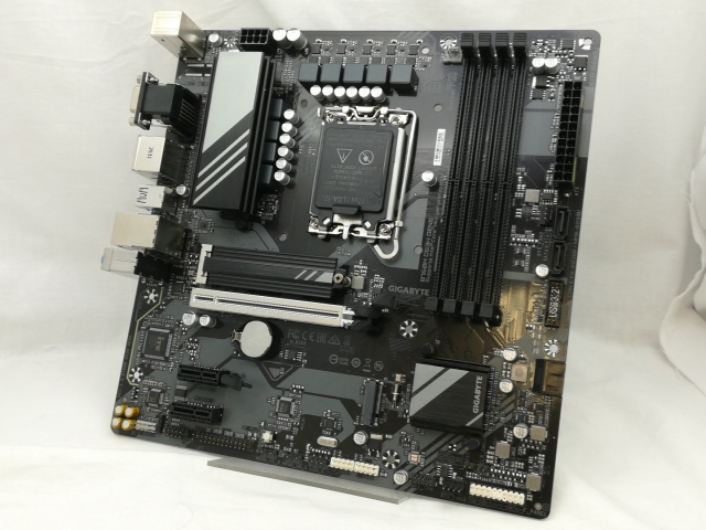 【中古】GIGABYTE B760M DS3H GEN5 B760/L1700/MicroATX【川崎】保証期間１週間