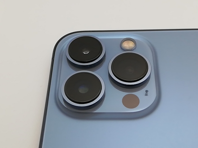【中古】Apple 国内版 【SIMフリー】 iPhone 13 Pro 256GB シエラブルー MLUU3J/A【秋葉3号】保証期間１ヶ月【ランクB】