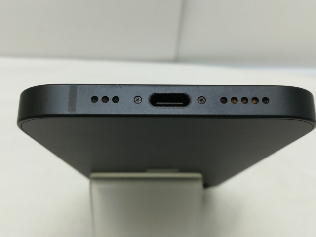 【中古】Apple 国内版 【SIMフリー】 iPhone 16e 256GB ブラック MD1T4J/A【川崎】保証期間１ヶ月【ランクB】_4