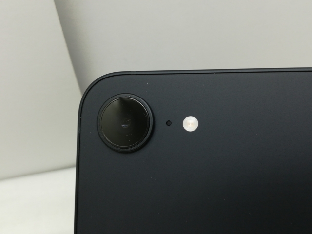 【中古】Apple 国内版 【SIMフリー】 iPhone 16e 256GB ブラック MD1T4J/A【川崎】保証期間１ヶ月【ランクB】_6