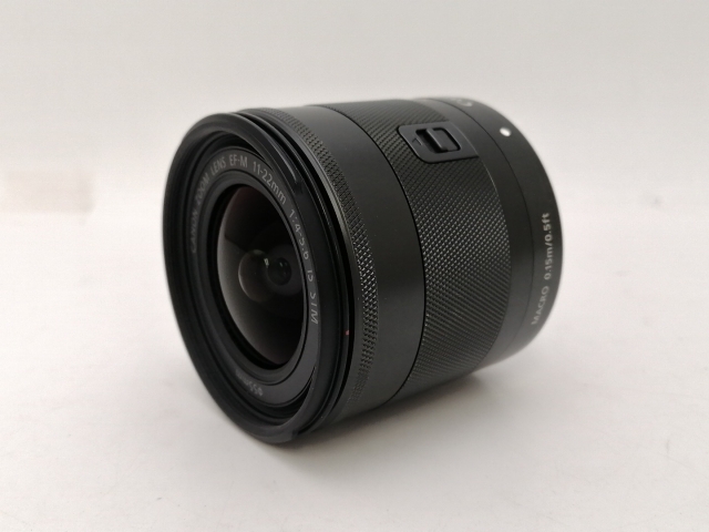 【中古】Canon EF-M 11-22mm F4-5.6 IS STM (Canon EF-Mマウント/APS-C)【新宿2】保証期間１ヶ月【ランクB】