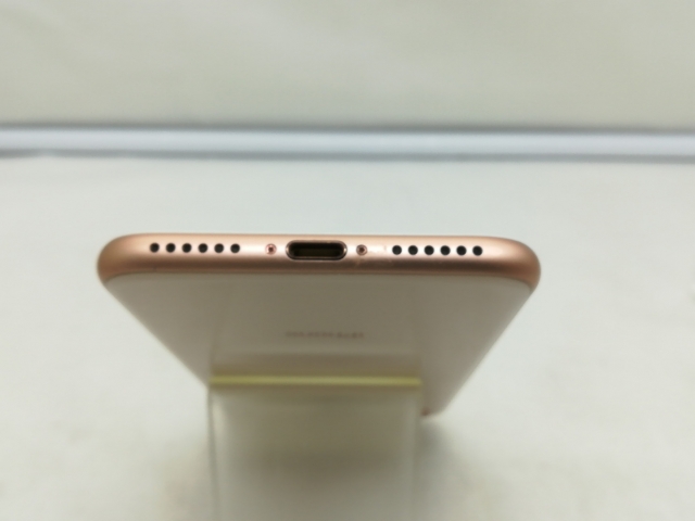 Apple - au iPhone8 64GB Gold SIMロック有 (解除約束) 弐 au iPhone8 64GB Gold SIMロック有 (解除約束) 弐
