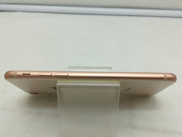 au iPhone8 64GB Gold SIMロック有 (解除約束) 弐