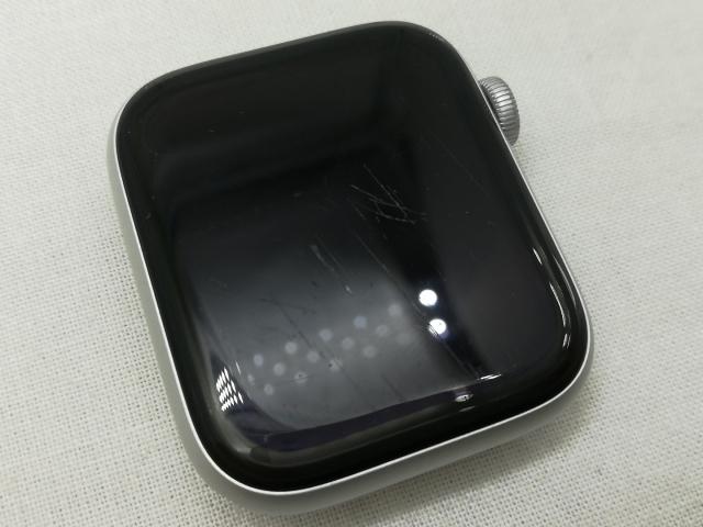 中古】Apple Apple Watch SE2 44mm GPS シルバーアルミニウムケース 