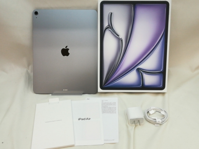 Apple 13 インチ iPad Air (M3):128GB、スペースグレイ Amazon.co.jp