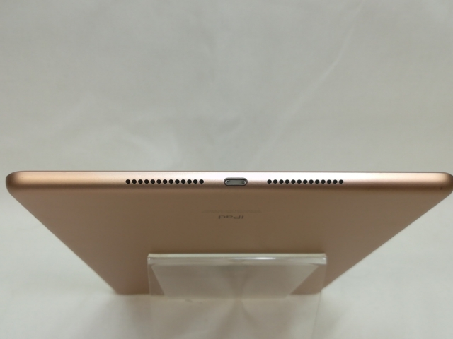 iPad 第8世代 32GB wifiゴールド MYLC2/J iPad 第8世代 32GB ゴールド