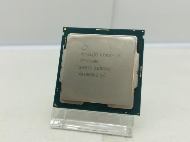 【中古】Intel Core i7-9700K (3.6GHz/TB:4.9GHz/SRG15/R0) bulk LGA1151/8C/8T/L3 12M/UHD630/TDP95W【川崎】保証期間１週間