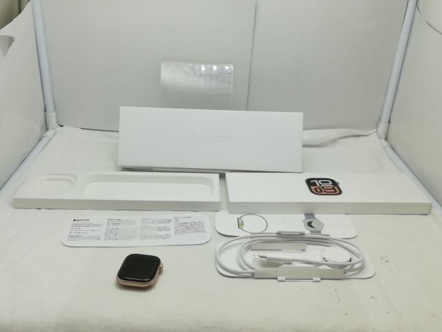 【中古】Apple Apple Watch Series10 46mm GPS ローズゴールドアルミニウムケース (バンド無し)【川崎】保証期間１ヶ月【ランクB】_8