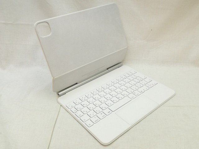 【中古】Apple Magic Keyboard 日本語（JIS） ホワイト iPad Air（第4/第5/第6世代）・Pro 11インチ（第1/第2/第3/第4世代）用 MJQJ3J/A