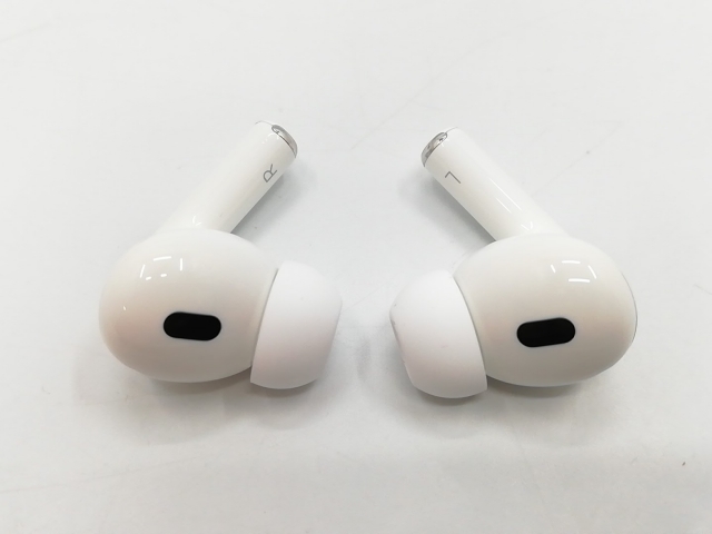 AirPods Pro 第2世代USB typeCモデル中古品 Amazon.co.jp: 【整備済み品】 Apple AirPods Pro（第2世代