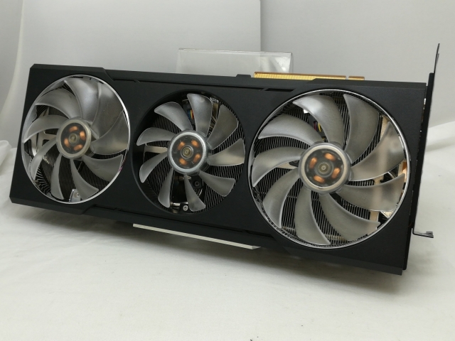 【中古】POWERCOLOR Hellhound AMD Radeon RX 6700 XT 12GB GDDR6（AXRX 6700XT 12GBD6-3DHL） RX6700XT/12GB(GDDR6)/PCI-E【川崎】言いはなつ継続期間１週