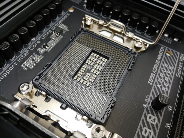 【中古】GIGABYTE Z890 AORUS MASTER Z890/LGA1851/10GbitLAN/ATX【川崎】保証期間１週間_8