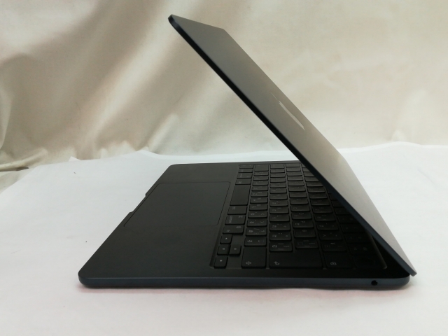 中古】Apple MacBook Air 13インチ CTO (M2,2022) ミッドナイト M2(CPU